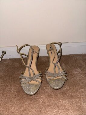 Touch of Nina Gold Glitter Strappy Heeled Sandals